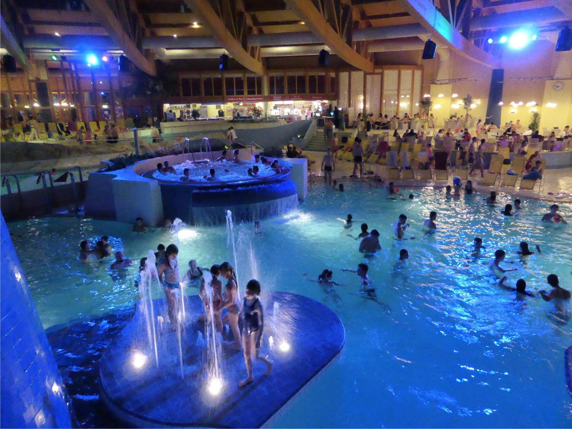 Ferienpark Templin Direkt Neben Der Naturtherme ภายนอก รูปภาพ
